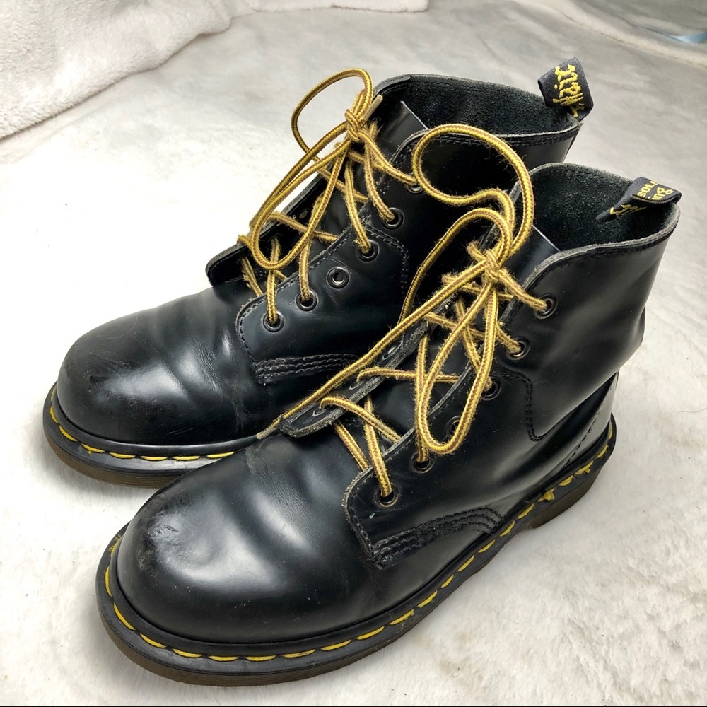 Dr Martens Airwair Combat boots black 7-7.5